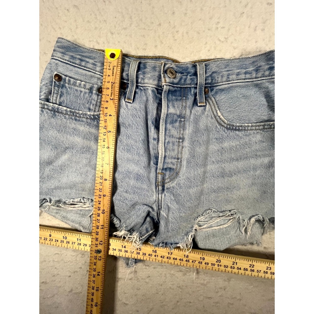 Levi's 501 Premium Cut Off Shorts Womens 29 Blue Distressed Light Wash Raw Hem - Picture 12 of 14